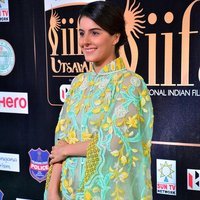 Isha Talwar Hot at IIFA Utsavam Awards 2017 Photos | Picture 1488689