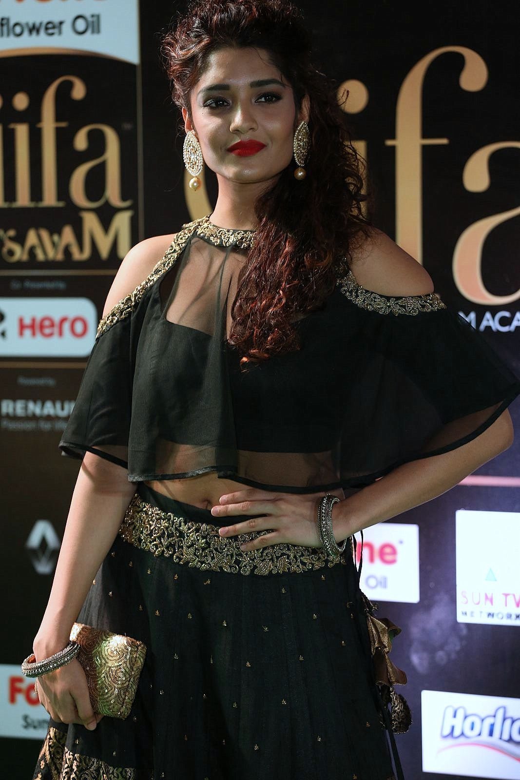 Ritika Singh at IIFA Utsavam Awards 2017 Photos | Picture 1489322
