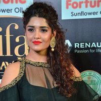 Ritika Singh at IIFA Utsavam Awards 2017 Photos | Picture 1489341