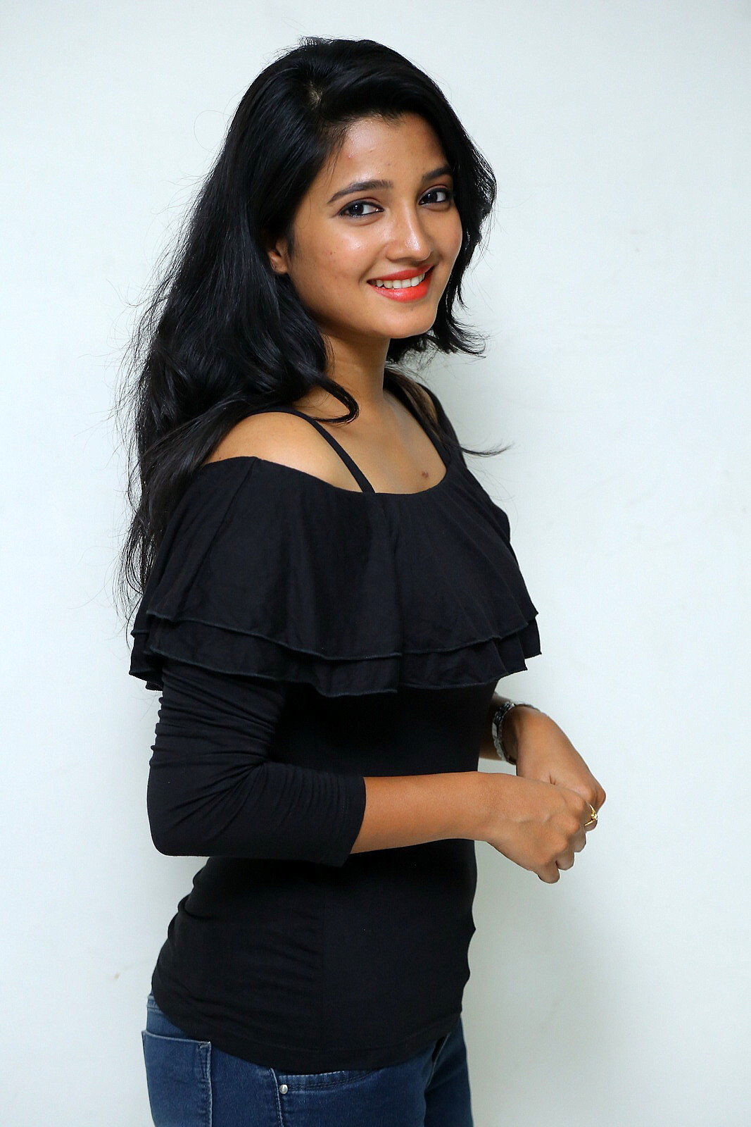 Deepthi Shetty Stills at Sriramudinta Srikrishnudanta Trailer Launch | Picture 1495965