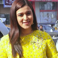 Mannara Chopra during launch of Samsung S8 Smart Mobile Photos | Picture 1496176