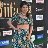 Sakshi Agarwal Hot at IIFA Awards 2017 Photos | Picture 1496604
