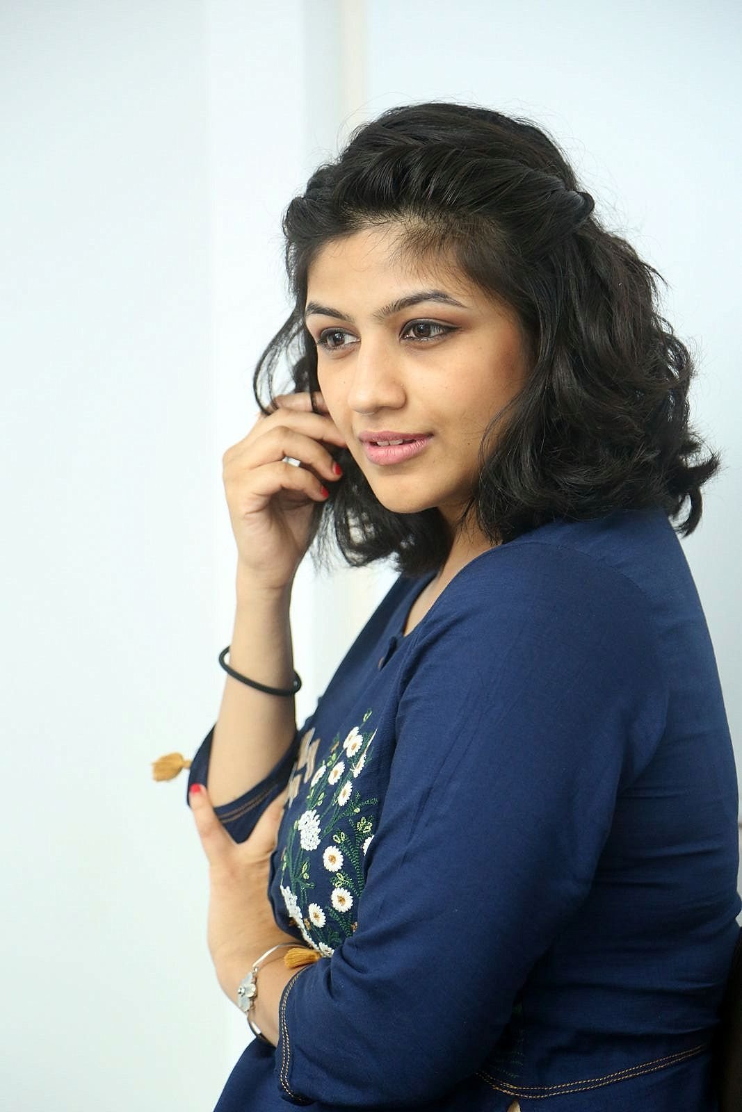 Supriya Isola Photoshoot during Babu Baga Busy Interview | Picture 1497134