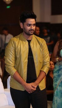 Sumanth Ashwin - Fashion Designer S/o Ladies Tailor Pre Release Function Photos | Picture 1499777