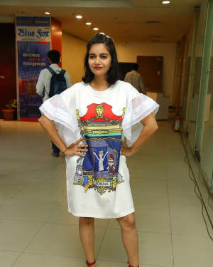 Actress Swathi at London Babulu Premiere Show Photos | Picture 1544762