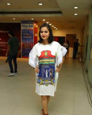 Actress Swathi at London Babulu Premiere Show Photos | Picture 1544748
