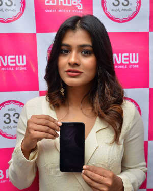 Actress Hebah Patel Launch B New Mobile Store Photos | Picture 1545461