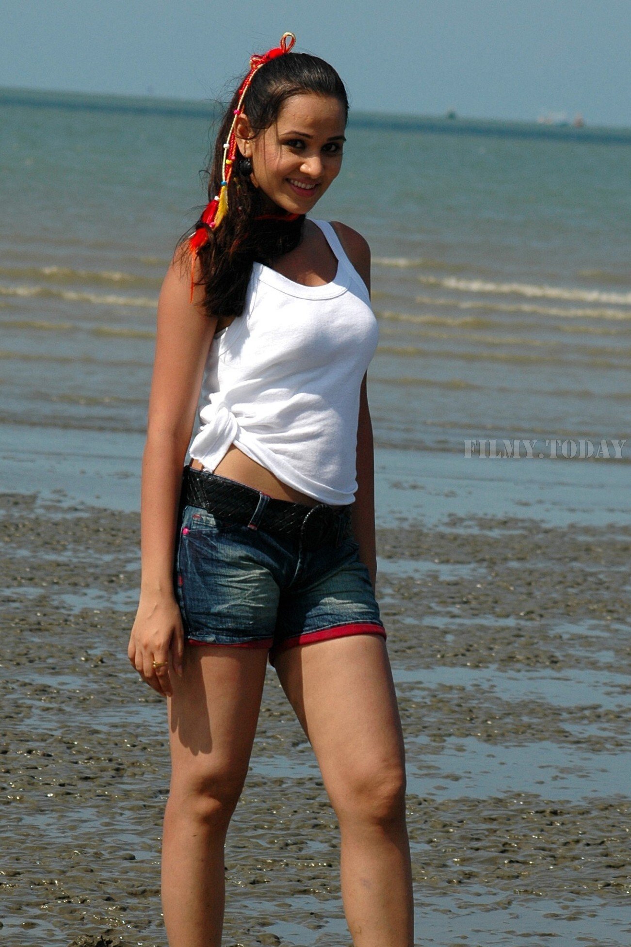 Nisha Kothari Hot Stills In O Ravana Lanka Movie | Picture 1546201