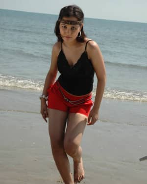 Nisha Kothari Hot Stills In O Ravana Lanka Movie | Picture 1546204