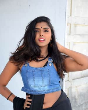 Aslesha Varma Hot at Torchlight Movie Opening Photos | Picture 1546870