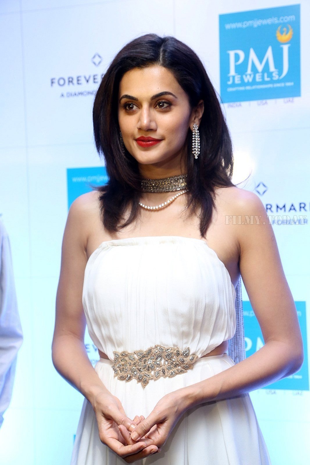 Taapsee Pannu launches Forevermark diamond collection in PMJ Jewels Photos | Picture 1546677
