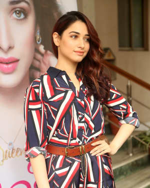Actress Tamanna Bhatia at Queen Movie Launch Photos | Picture 1532323