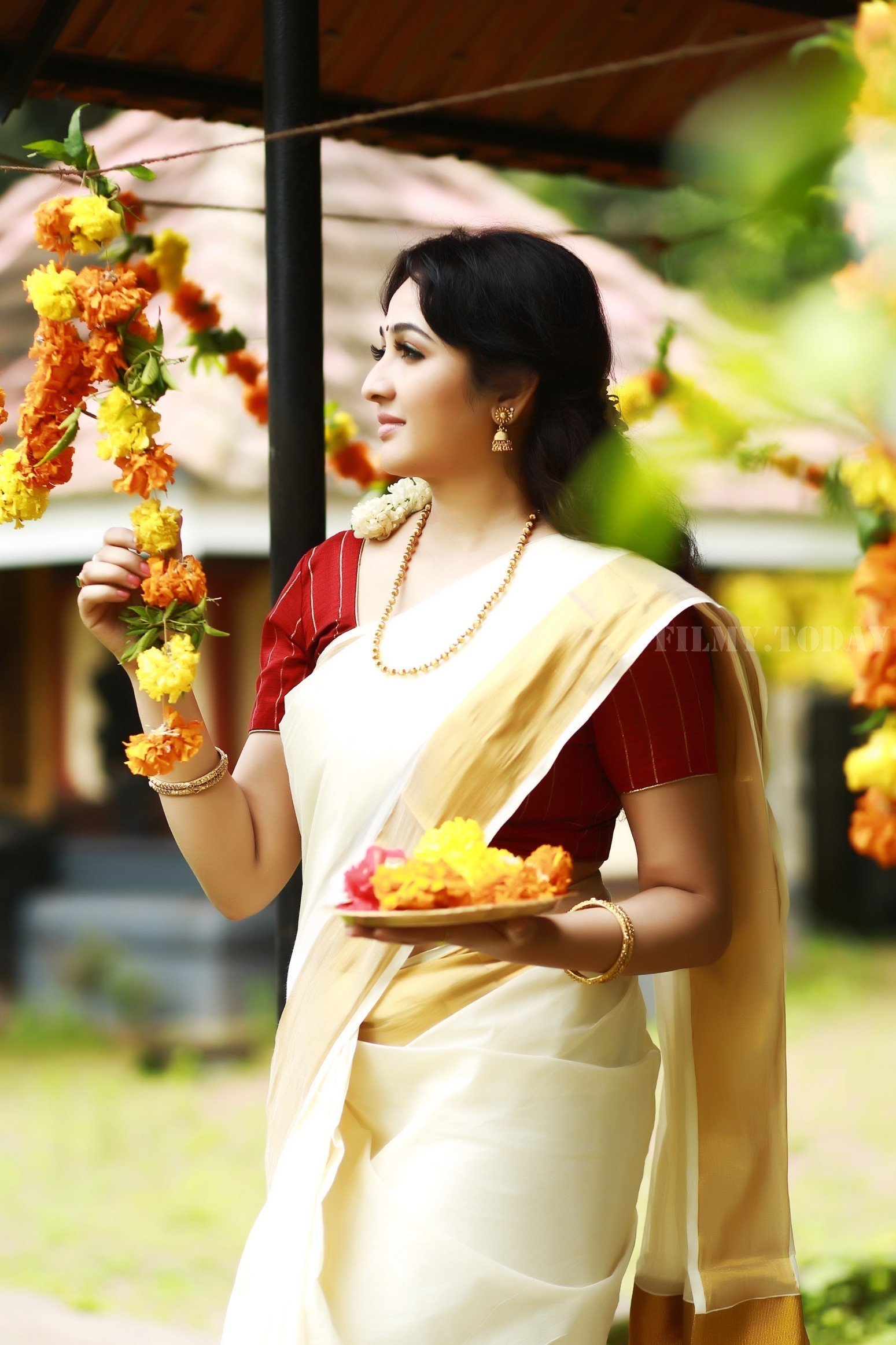 Actress Aavaana Onam Photoshoot | Picture 1525730