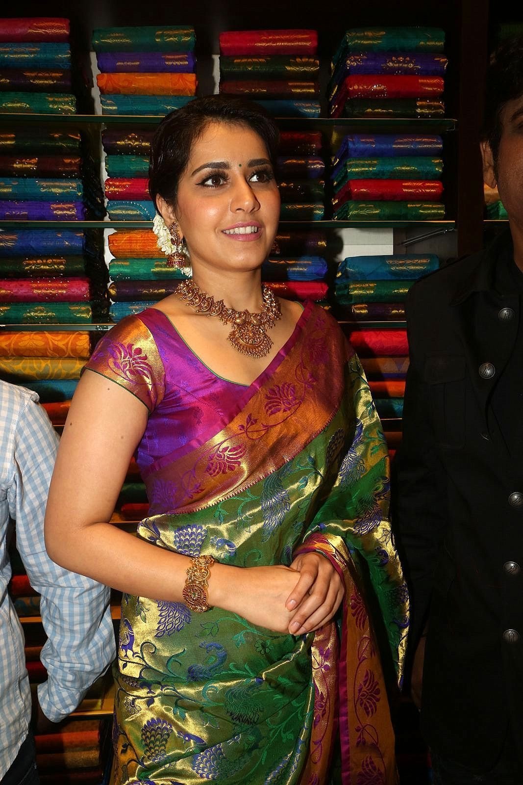 Raashi Khanna - Celebs at South India Shopping Mall Opening Photos | Picture 1526523