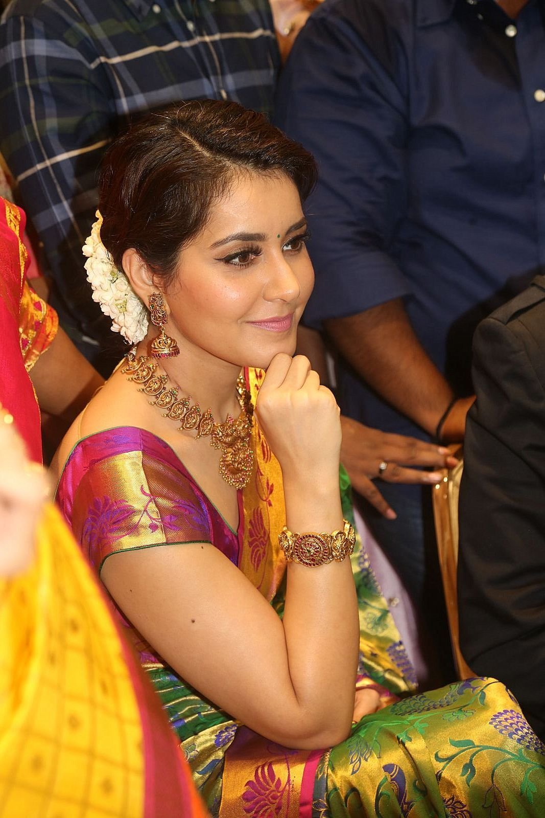 Raashi Khanna - Celebs at South India Shopping Mall Opening Photos | Picture 1526559