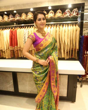Raashi Khanna - Celebs at South India Shopping Mall Opening Photos | Picture 1526546