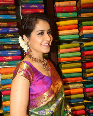 Raashi Khanna - Celebs at South India Shopping Mall Opening Photos | Picture 1526521