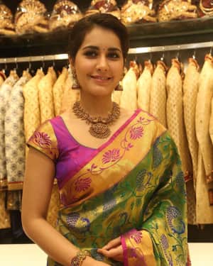 Raashi Khanna - Celebs at South India Shopping Mall Opening Photos | Picture 1526537