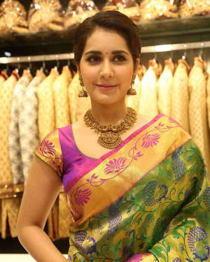 Raashi Khanna - Celebs at South India Shopping Mall Opening Photos | Picture 1526548