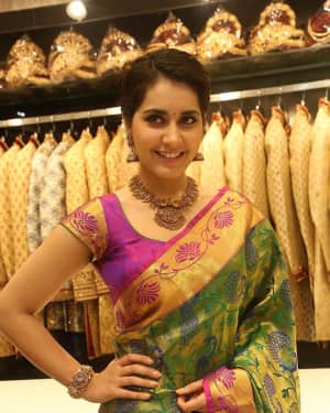 Raashi Khanna - Celebs at South India Shopping Mall Opening Photos | Picture 1526541