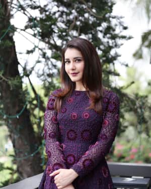 Actress Raashi Khanna Photoshoot during Big C Mobile Store Launch