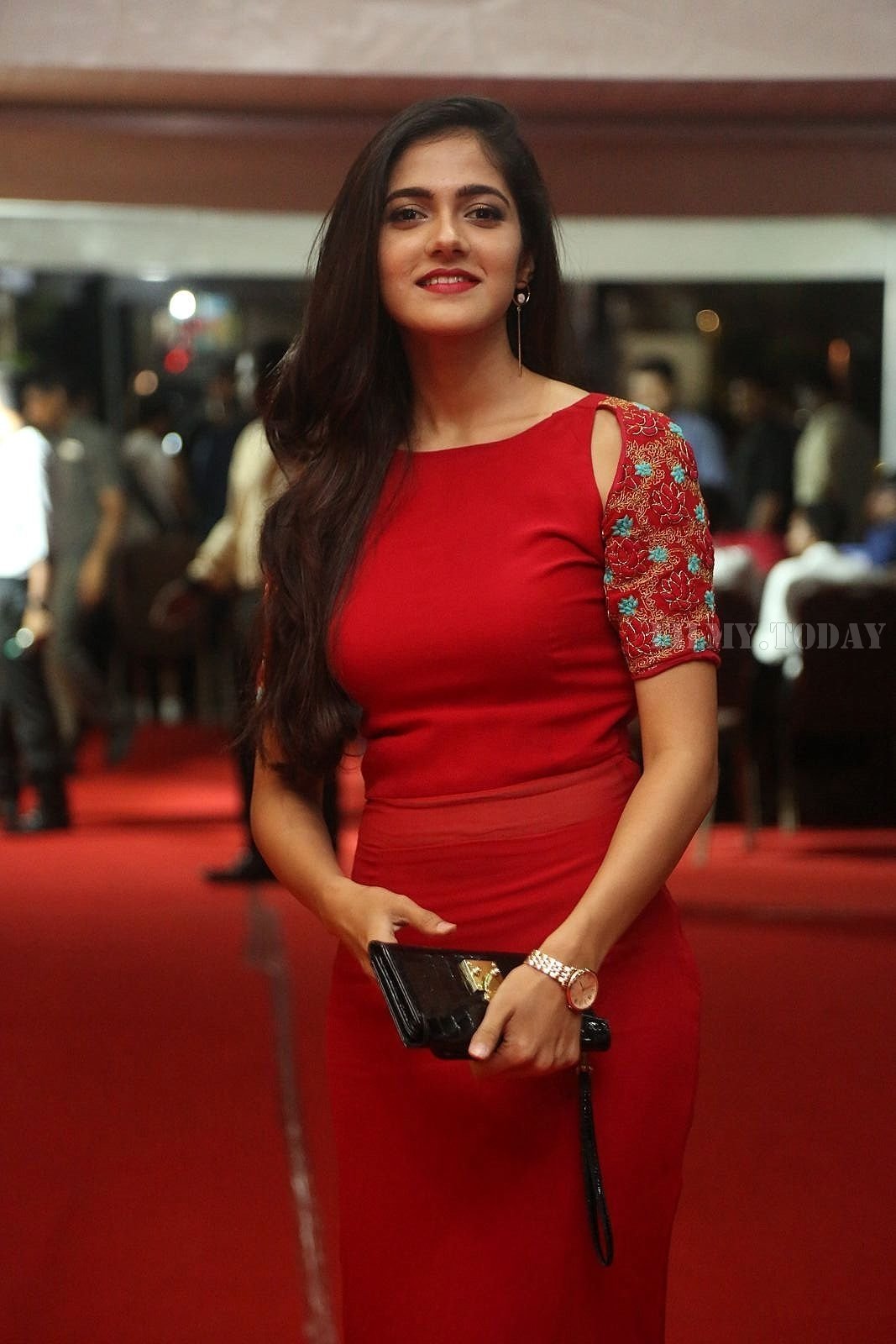 Actress Simran Chowdary at Mirchi Music Awards 2017 Photos | Picture 1527656