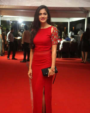 Actress Simran Chowdary at Mirchi Music Awards 2017 Photos | Picture 1527658
