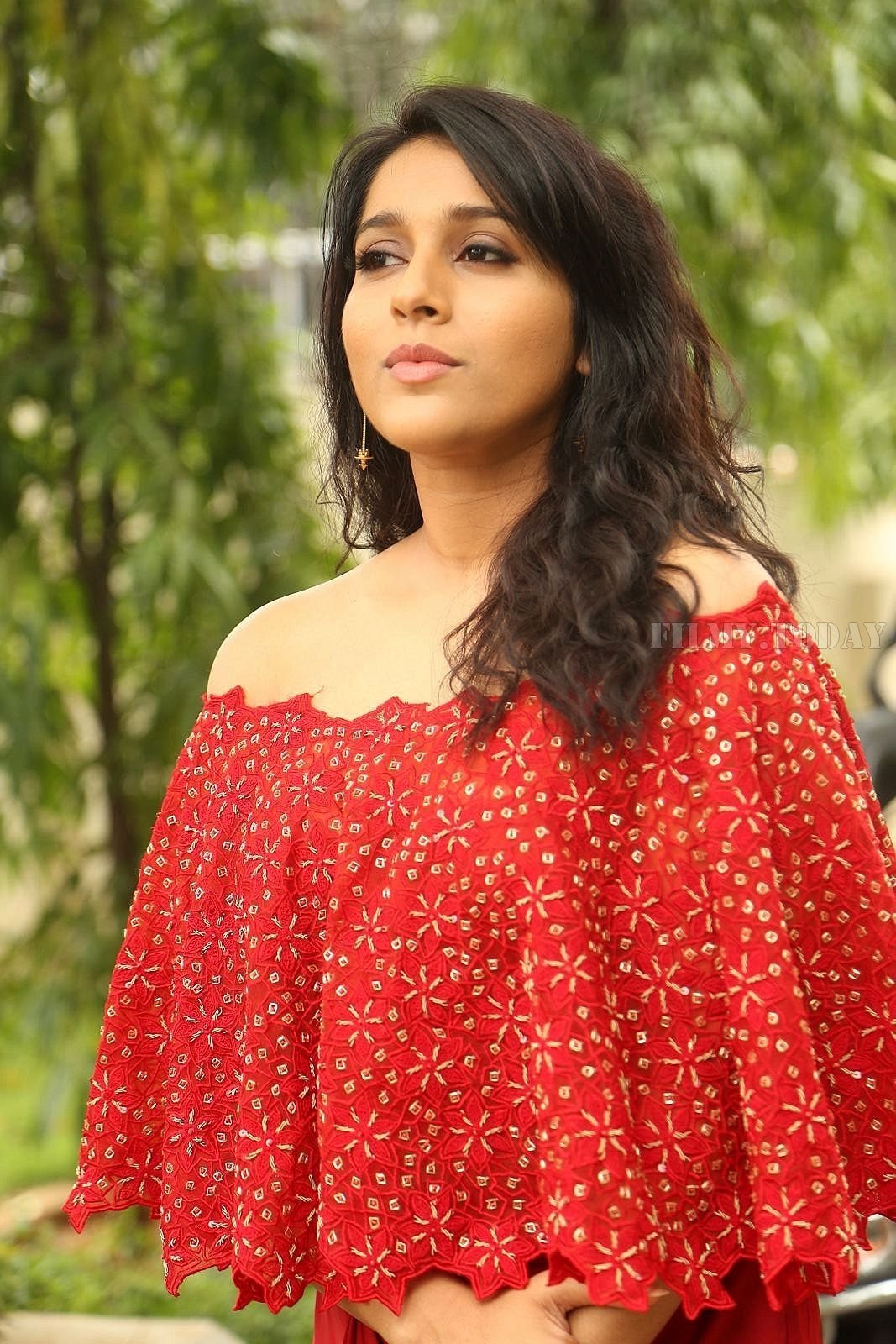 Actress Rashmi Gautham at Next Nuvve Trailer Launch Photos | Picture 1528636