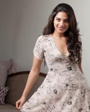 Actress Tanya Hope Latest Hot Photos | Picture 1528870