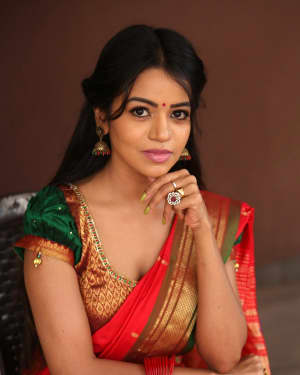 Actress Bhavya Sri Stills at Silk India Expo at Shilpakala Vedika | Picture 1575027