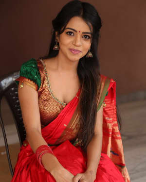 Actress Bhavya Sri Stills at Silk India Expo at Shilpakala Vedika | Picture 1575014