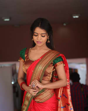 Actress Bhavya Sri Stills at Silk India Expo at Shilpakala Vedika | Picture 1575036