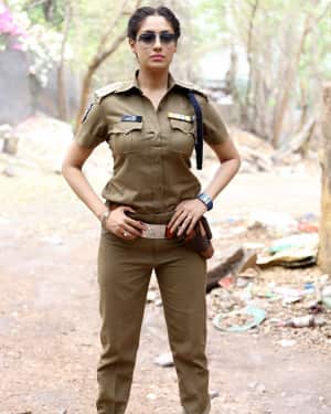 Actress Gurlin Chopra Stills at Rowdy Police Press Meet | Picture 1574958
