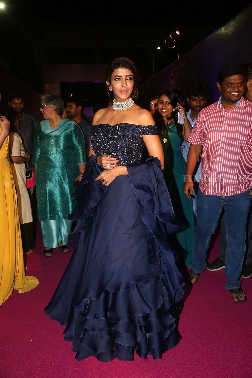 Lakshmi Manchu - Zee Telugu Apsara Awards 2018 Red Carpet Stills | Picture 1577139