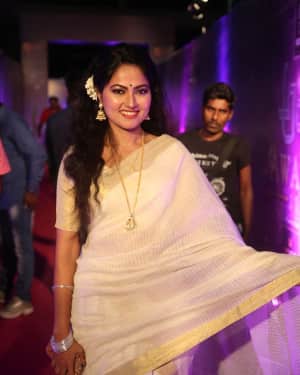 Suhasini (Telugu) - Zee Telugu Apsara Awards 2018 Red Carpet Stills | Picture 1577084