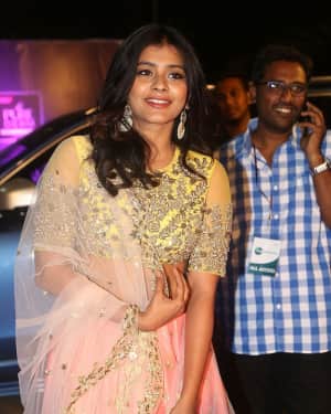 Hebah Patel - Zee Telugu Apsara Awards 2018 Red Carpet Stills | Picture 1577017