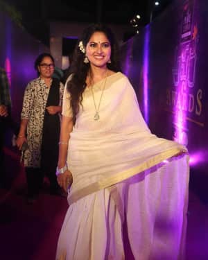Suhasini (Telugu) - Zee Telugu Apsara Awards 2018 Red Carpet Stills | Picture 1577079