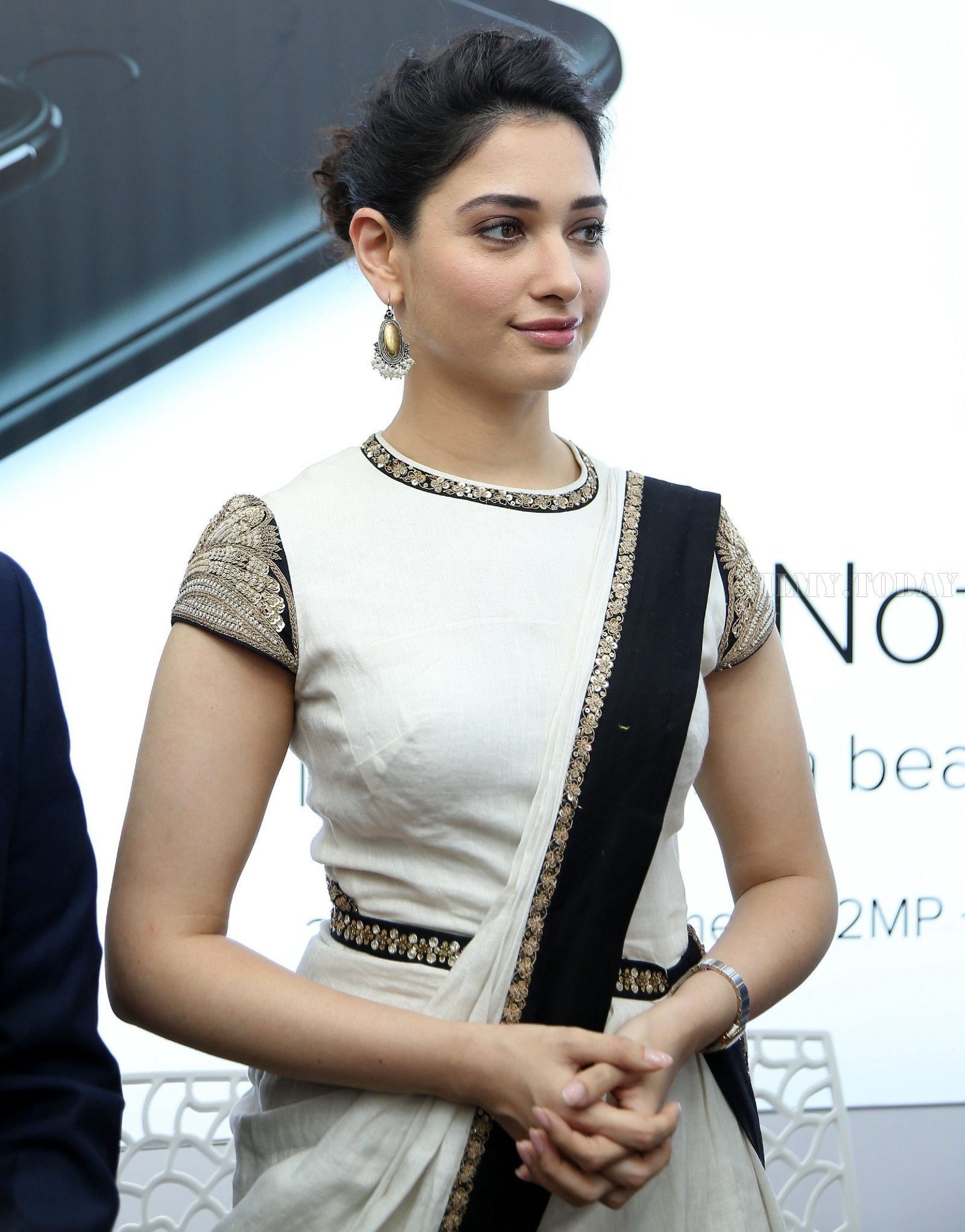 Photos: Tamanna Bhatia launches Happi Mobiles store | Picture 1577247