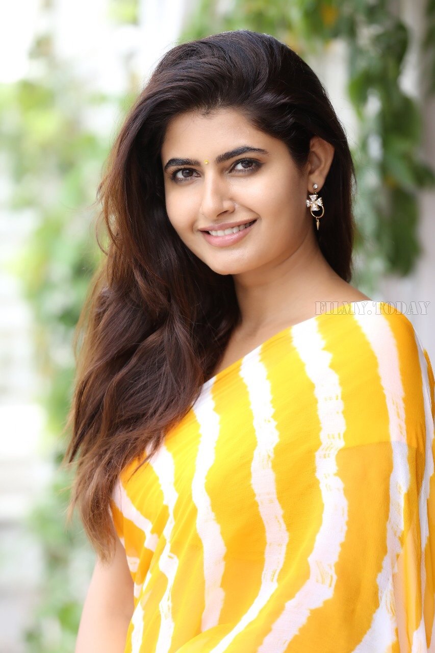 Actress Ashima Narwal Latest Pictures | Picture 1578150