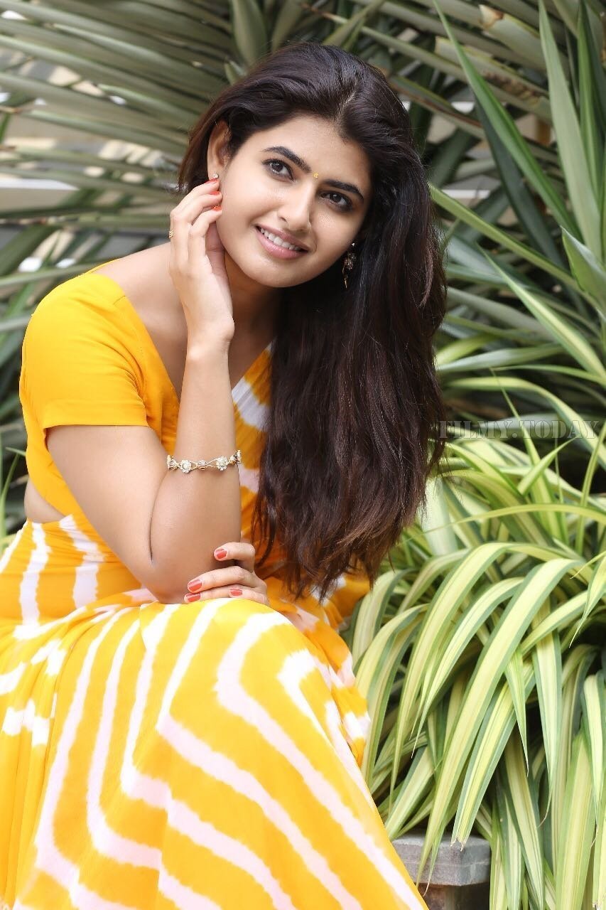 Actress Ashima Narwal Latest Pictures | Picture 1578142