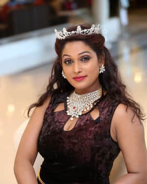 Actress Archana Chawdapur Stills at MRS INDIA I am Powerful 2018 Event | Picture 1578524