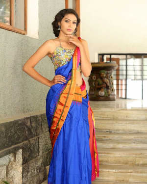 Actress Simran Hot in Saree Photos | Picture 1591951