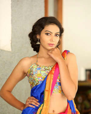 Actress Simran Hot in Saree Photos | Picture 1591950