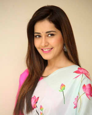 Actress Raashi Khanna in Saree Latest Photos | Picture 1592113