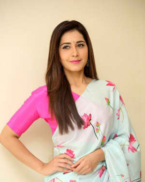Actress Raashi Khanna in Saree Latest Photos | Picture 1592104