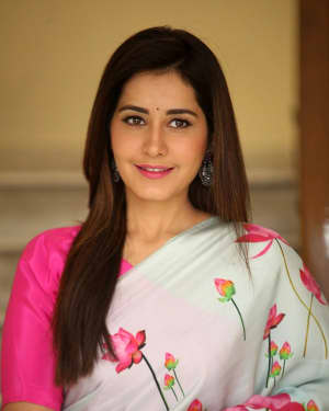 Actress Raashi Khanna in Saree Latest Photos | Picture 1592137