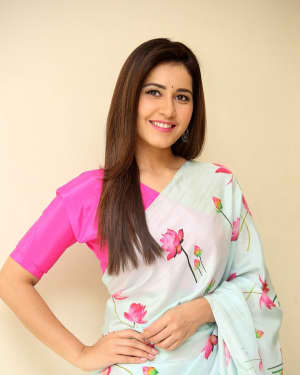 Actress Raashi Khanna in Saree Latest Photos | Picture 1592093