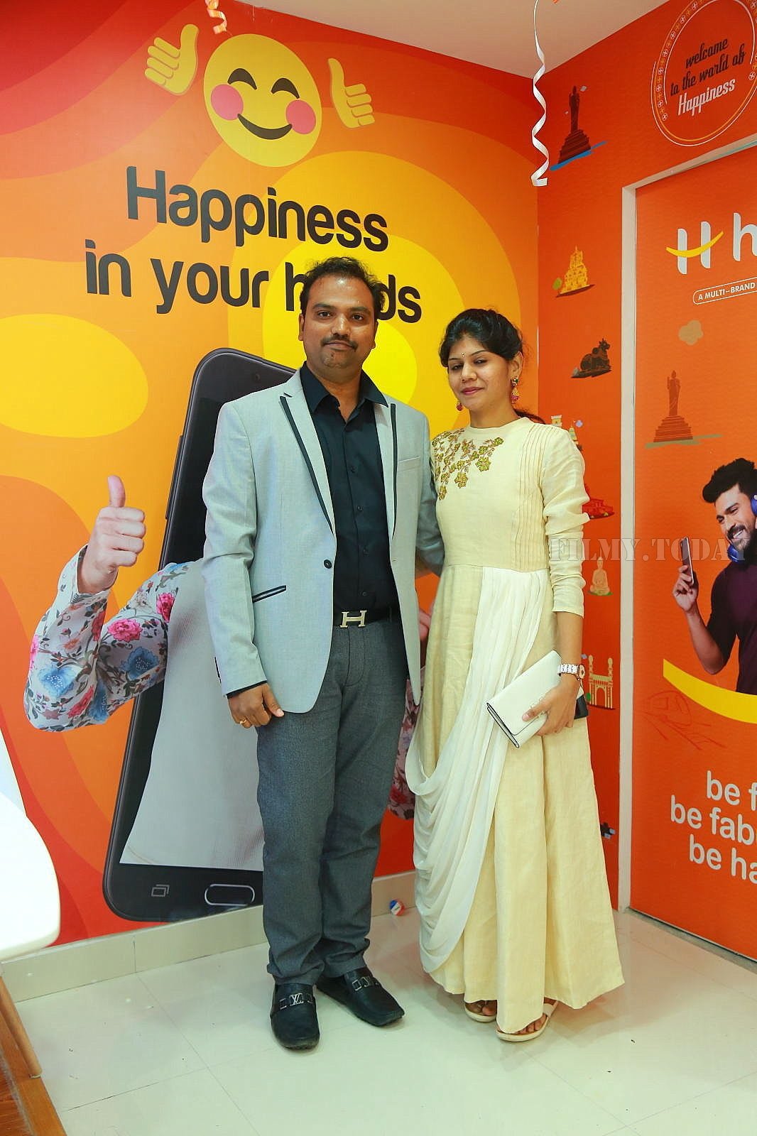 Happi Mobiles Grand Store Launch at Dilsukhnagar Photos | Picture 1617363