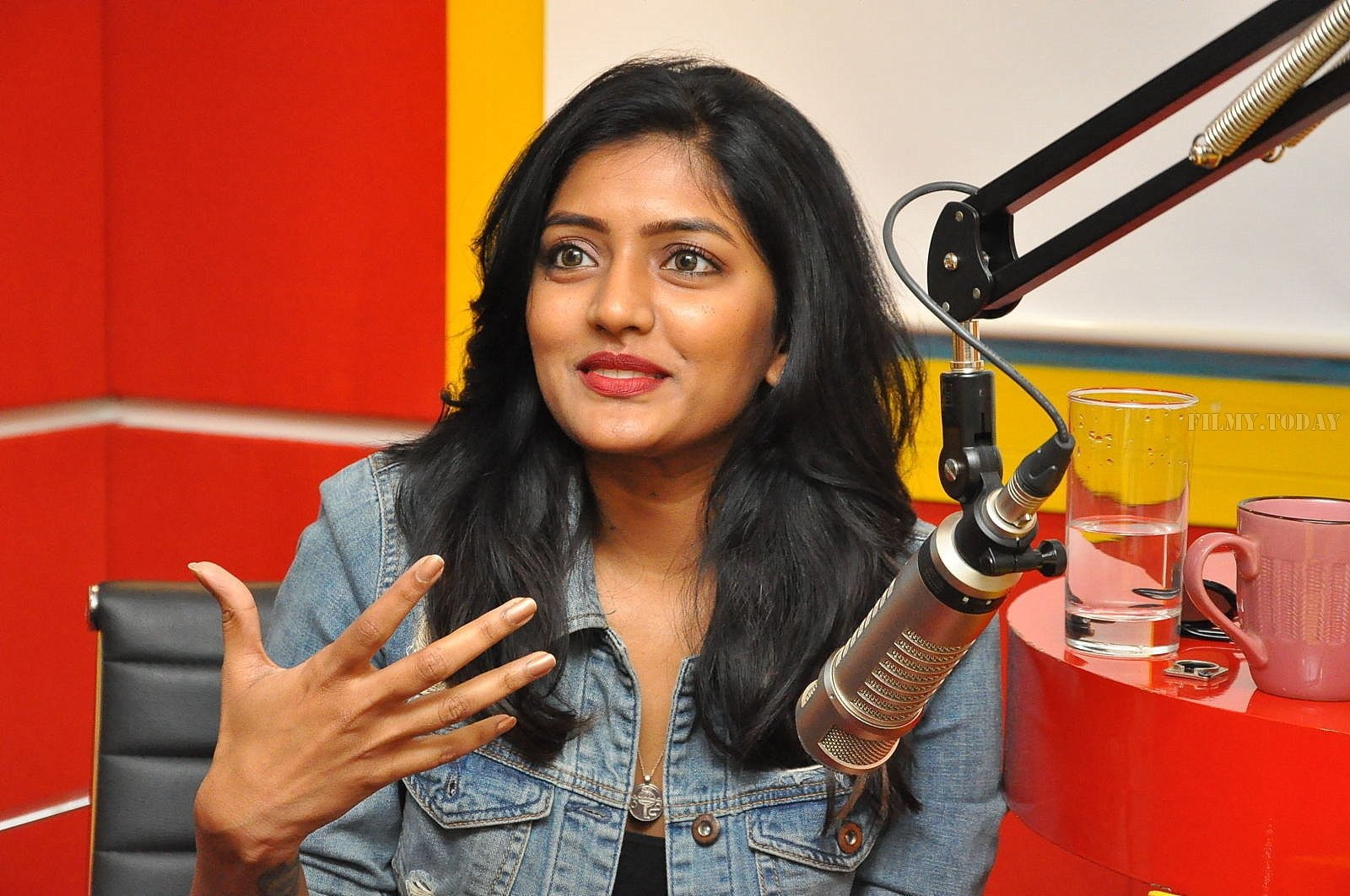 Eesha Rebba - Awe Telugu Movie Team At Radio Mirchi Photos | Picture 1565888