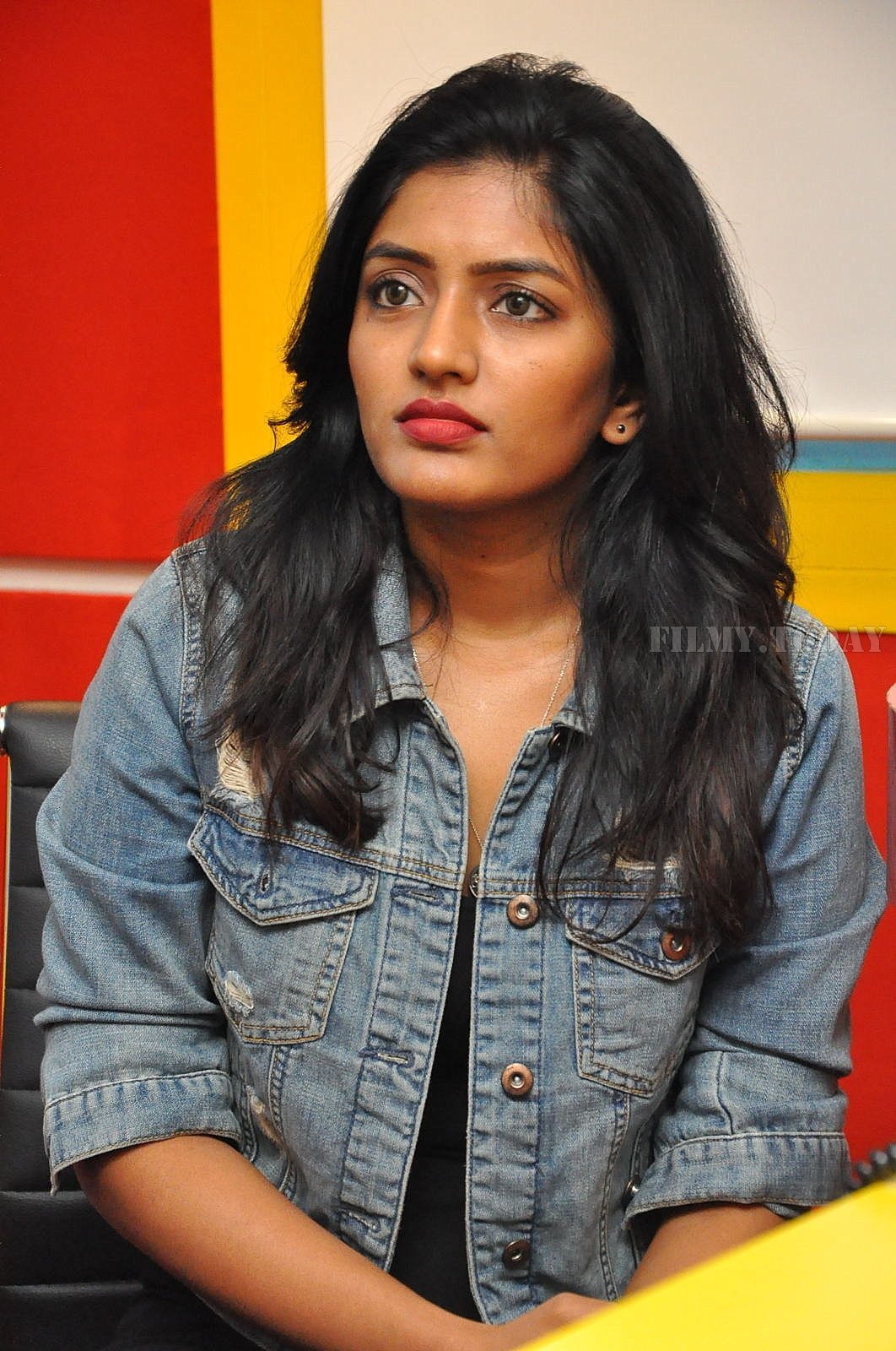 Eesha Rebba - Awe Telugu Movie Team At Radio Mirchi Photos | Picture 1565891